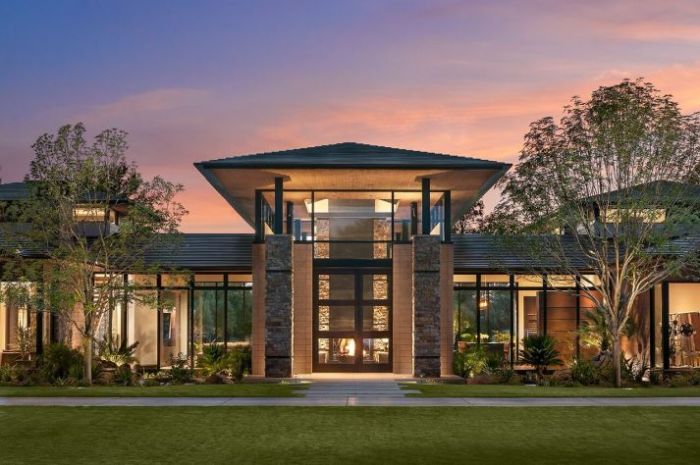 Exterior Solutions — Durable. Modern. Seamless.